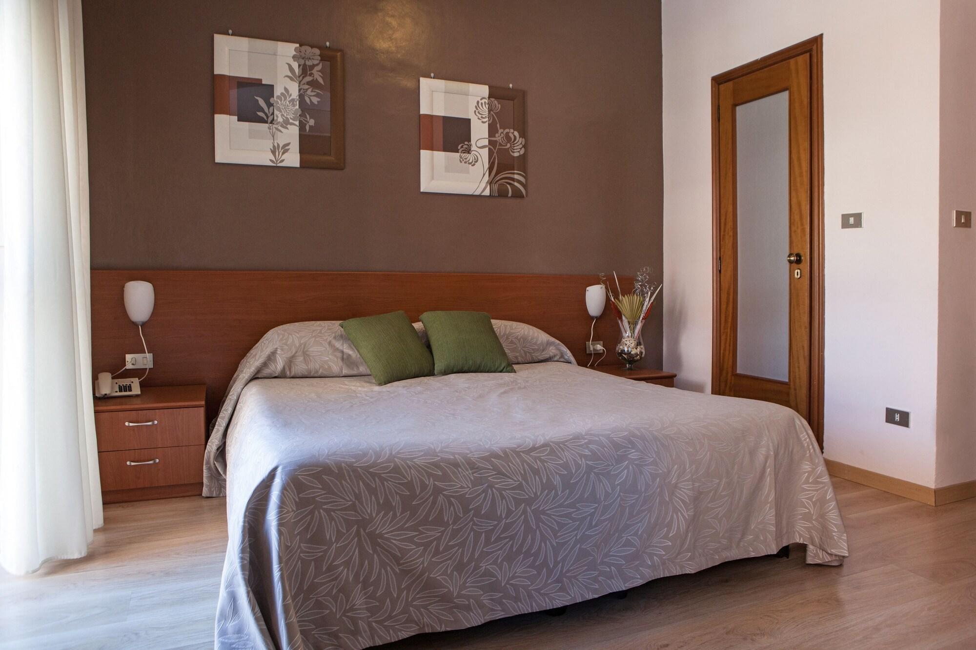 Hotel Adriano