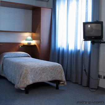 Adriano 3* Torino